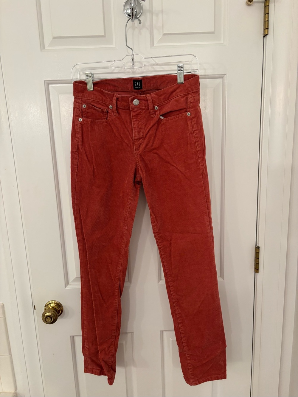 GAP Women's Rust Corduroy Straight-Leg Jeans
